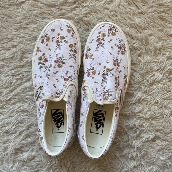 SOLD - Picture 2 of 5